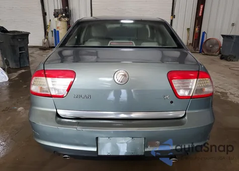 2006 Mercury Milan z USA, uszkodzony, nr VIN 3MEFM07186R647802